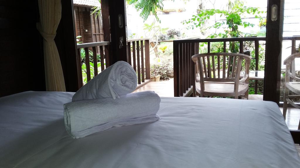 Lembah Bhucarya Hotel Lembongan Exterior foto
