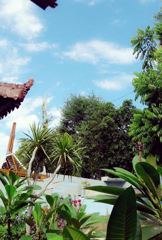 Lembah Bhucarya Hotel Lembongan Exterior foto