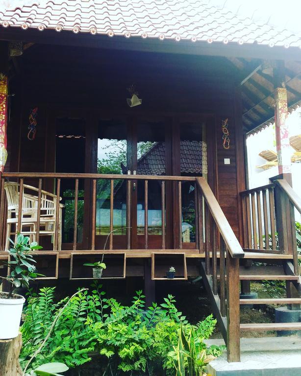 Lembah Bhucarya Hotel Lembongan Exterior foto